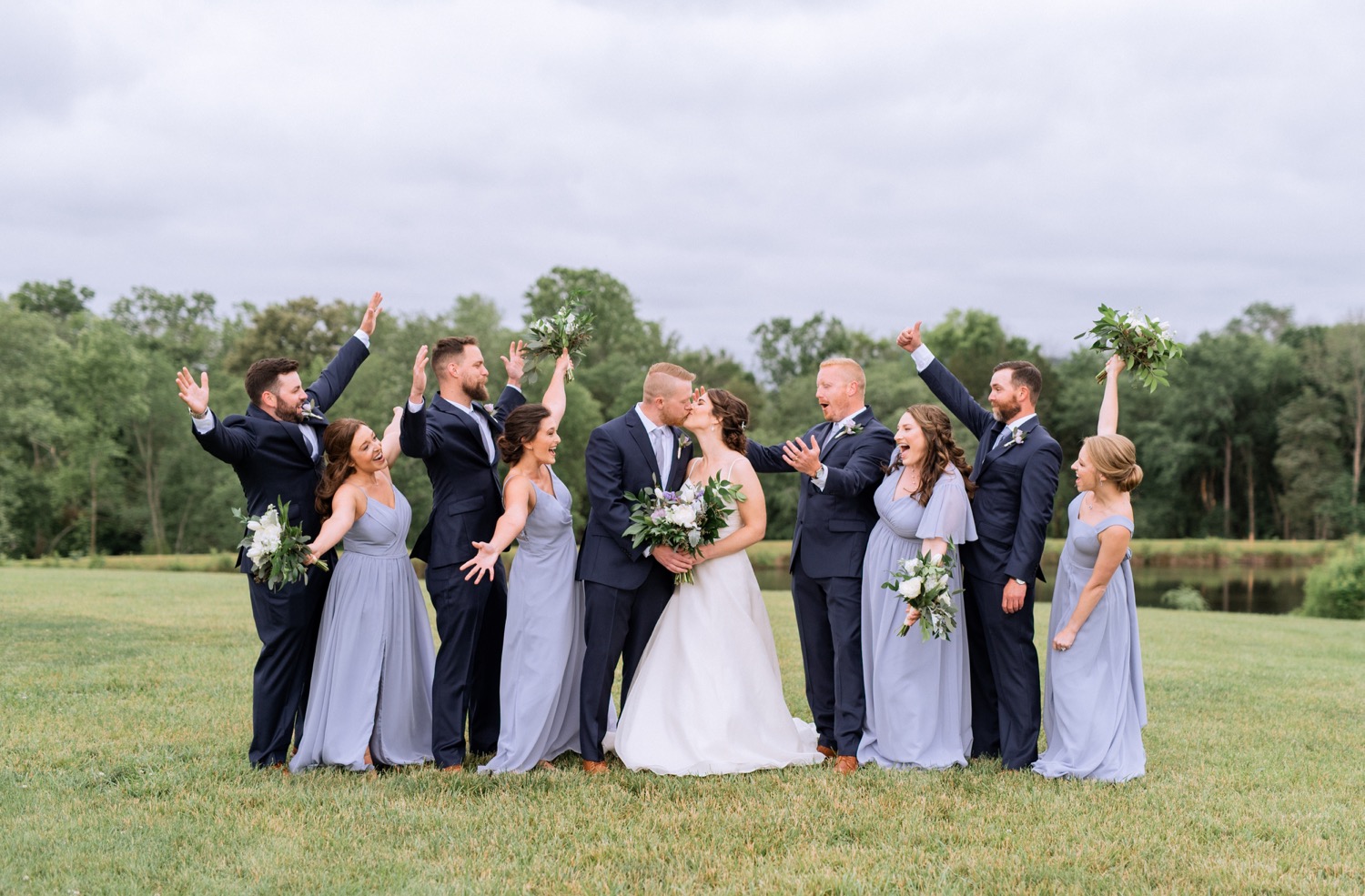Entire wedding party before wedding ceremony in Charlottesville, VA