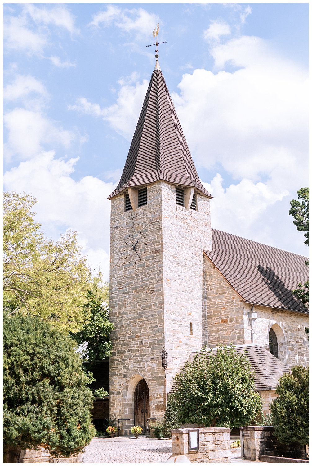 Ceremony at Trinity Episcopal Church Wedding in Northern Virginia