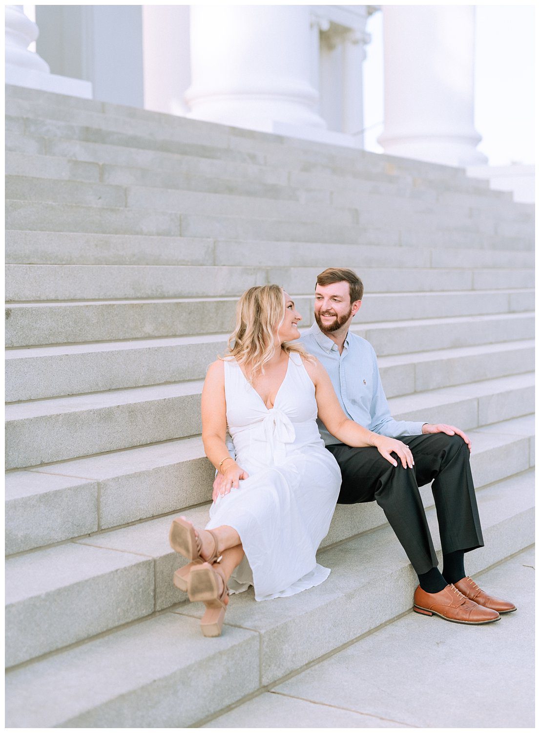 Engagement session at the Richmond Capital building 