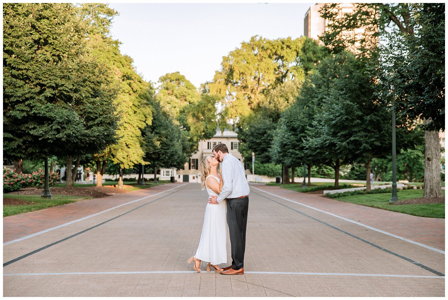 Engagement session at the Richmond Capital building