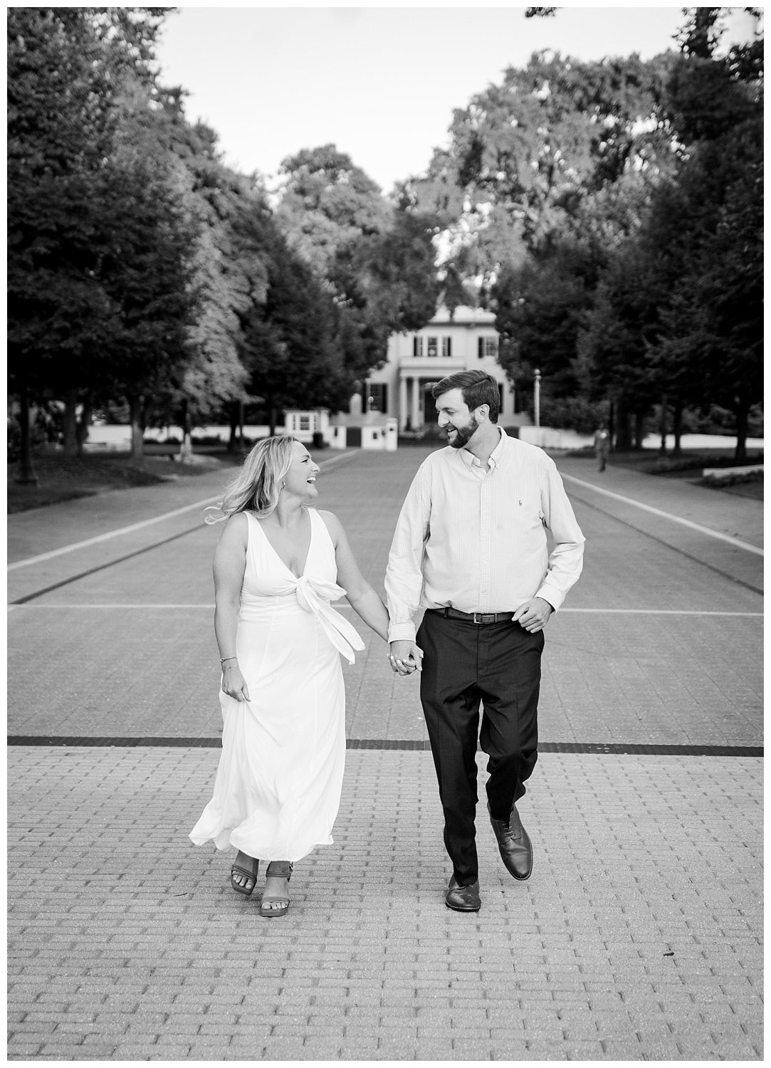 Engagement session at the Richmond Capital building 